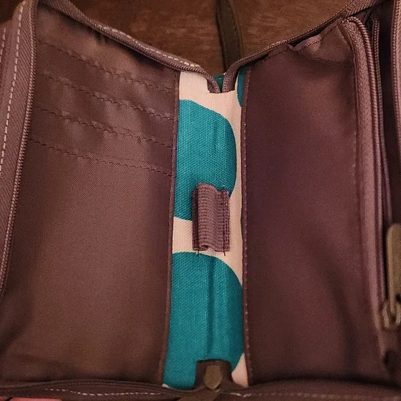 Thirty-One polka-dot wristlet - Picture 6 of 8